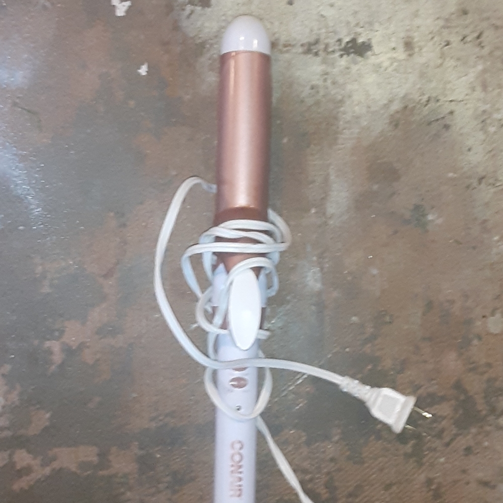 Conair curling iron